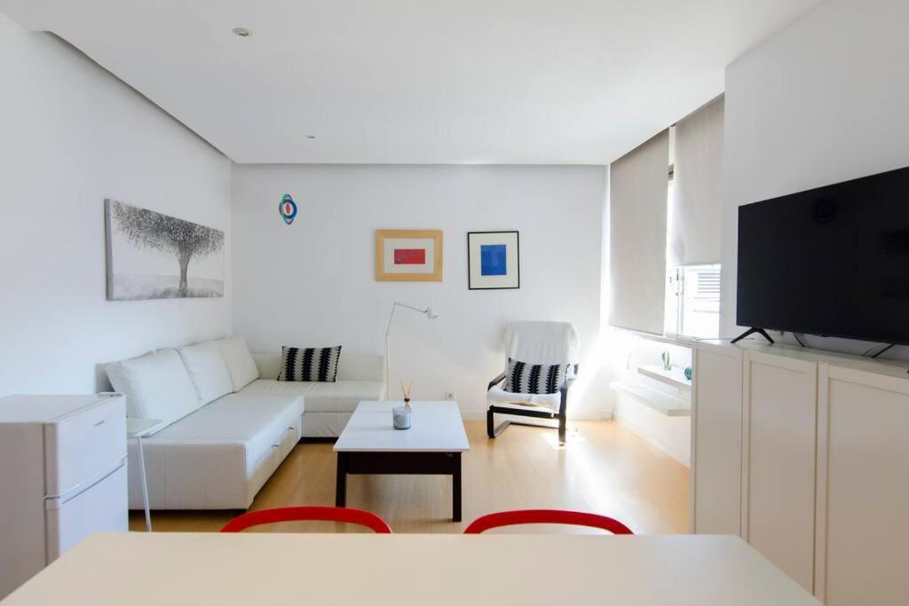 Beautiful Flat A Stone'S Throw From The Retiro-Vill Apartment Madrid Bagian luar foto
